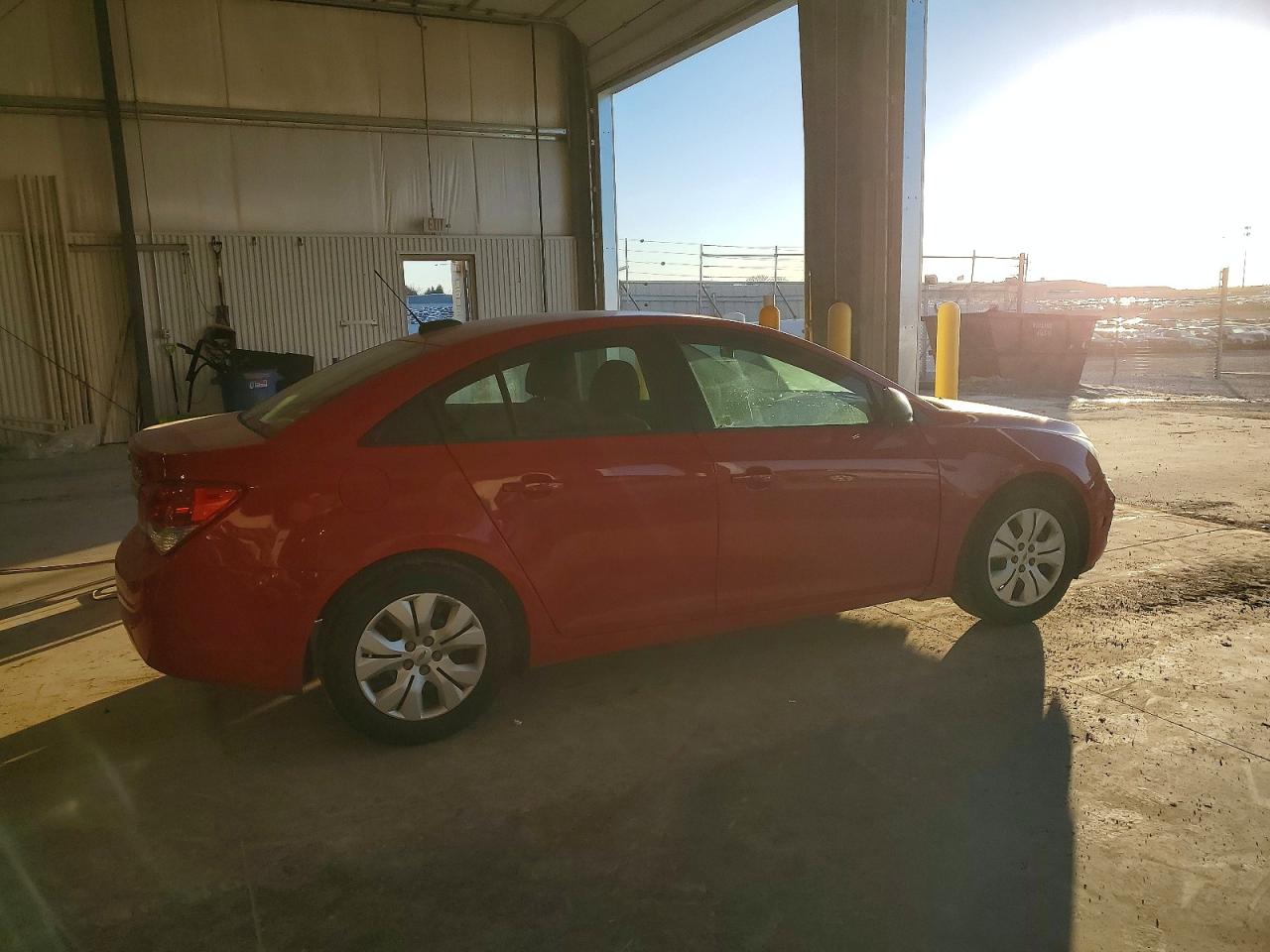 2015 CHEVROLET CRUZE LS photo 3