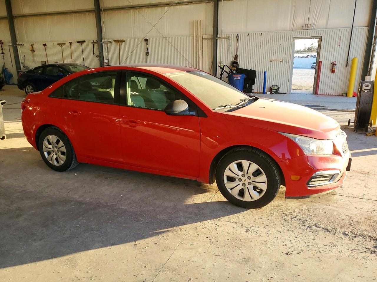 2015 CHEVROLET CRUZE LS photo 4