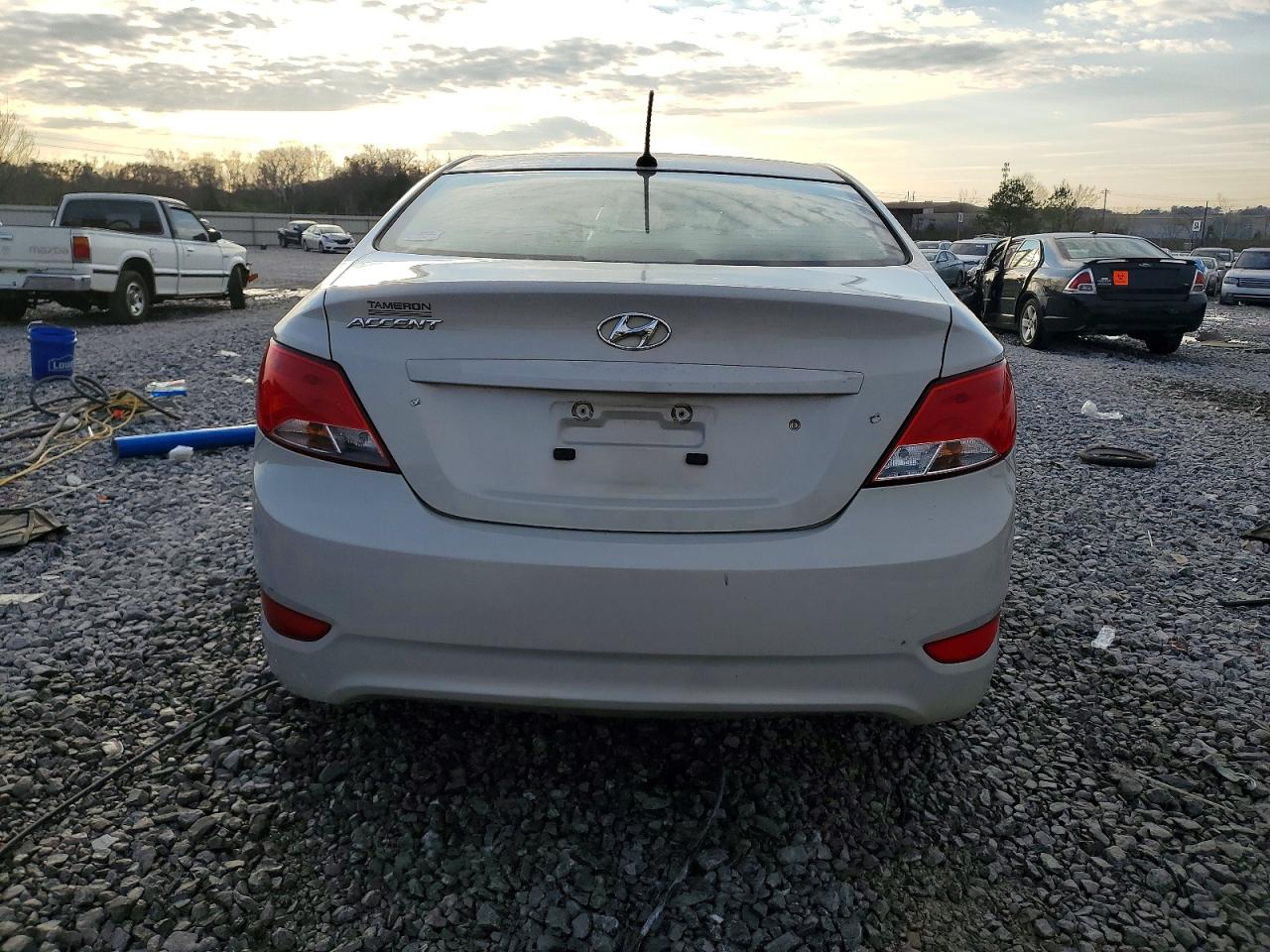 2016 HYUNDAI ACCENT SE photo 11