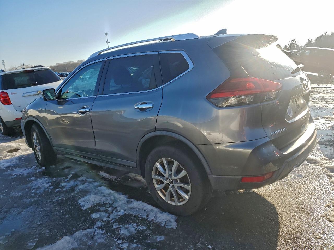 2017 NISSAN ROGUE S photo 3