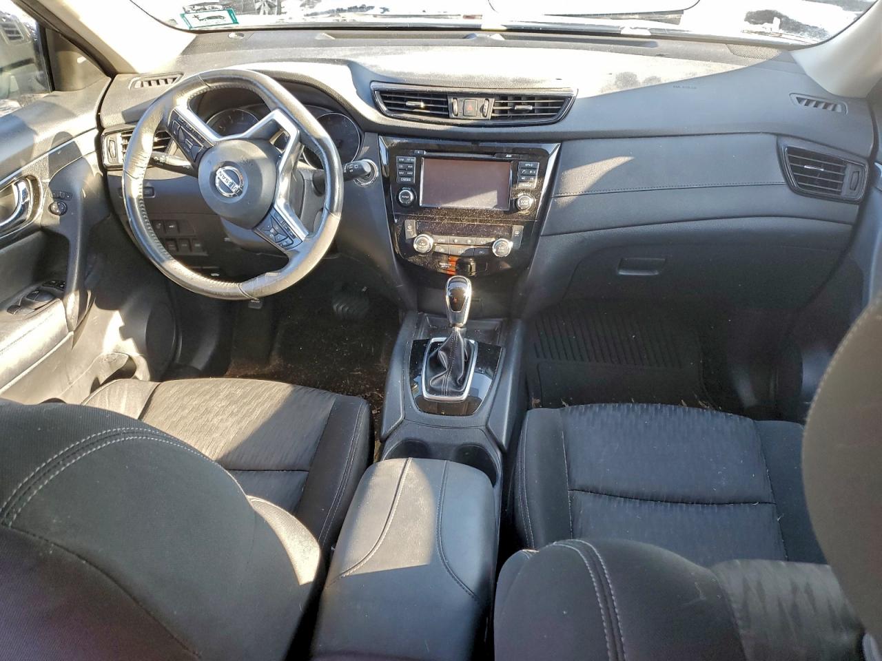 2017 NISSAN ROGUE S photo 13