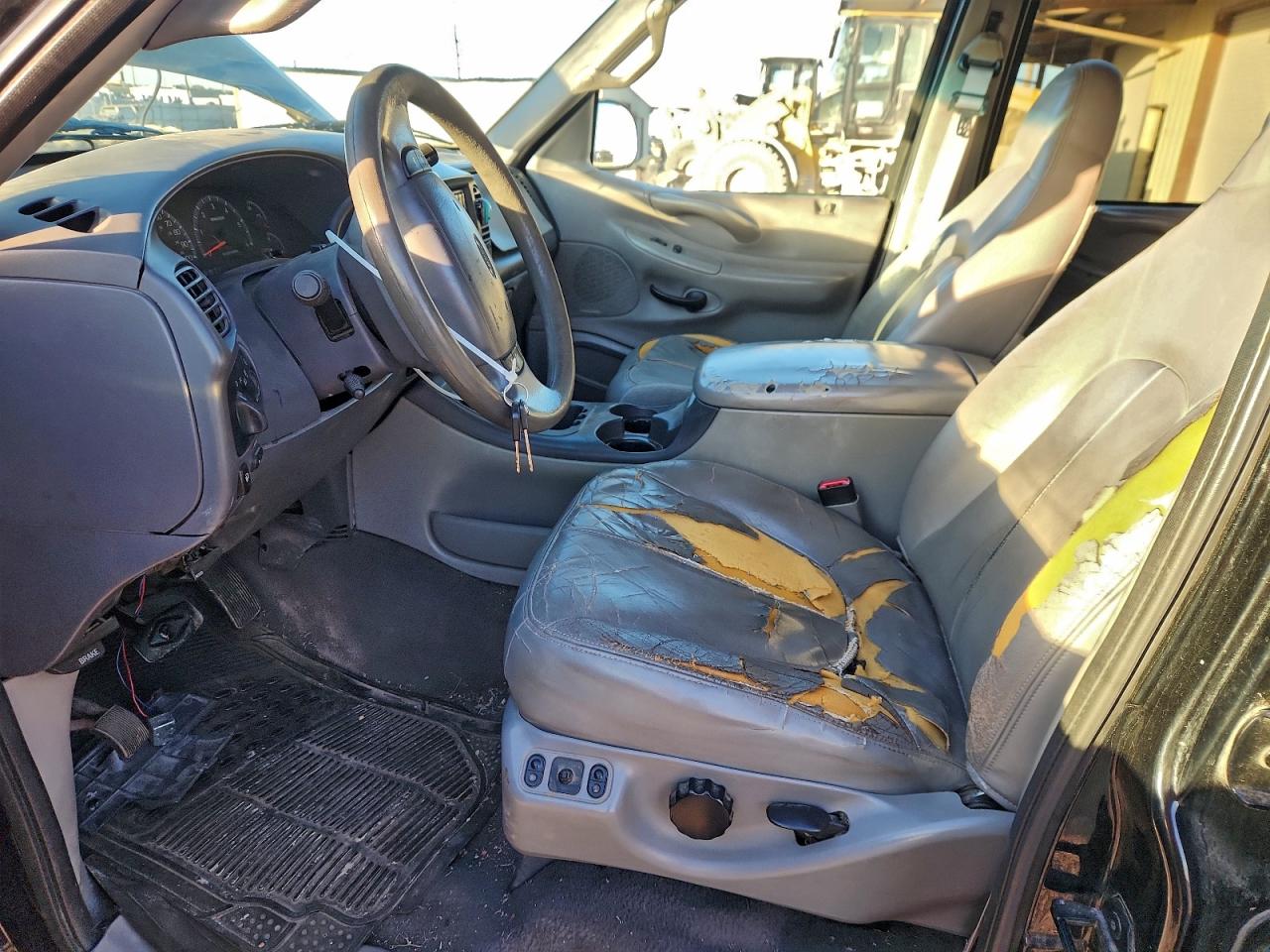 2000 FORD EXPEDITION XLT photo 7