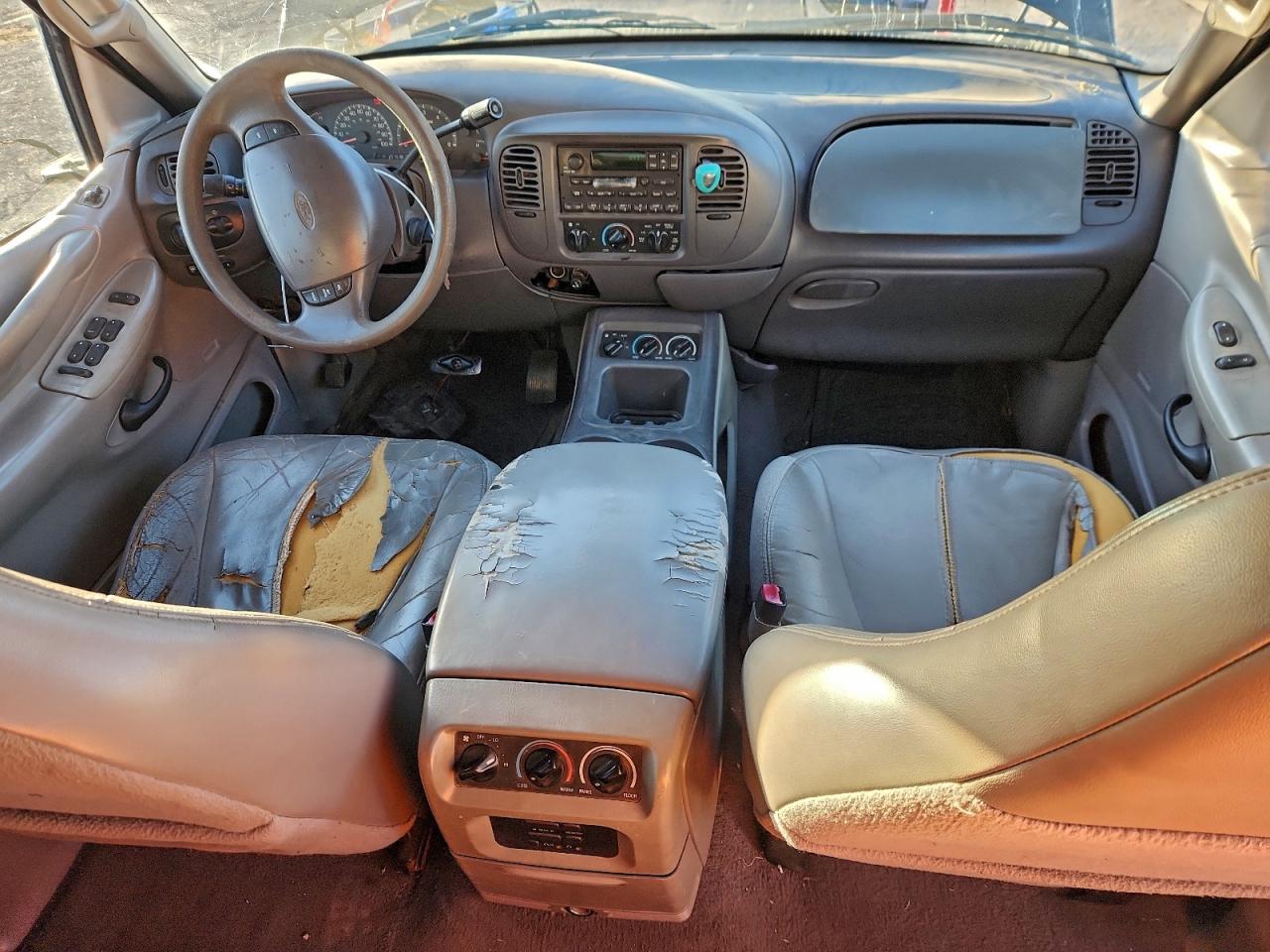 2000 FORD EXPEDITION XLT photo 8
