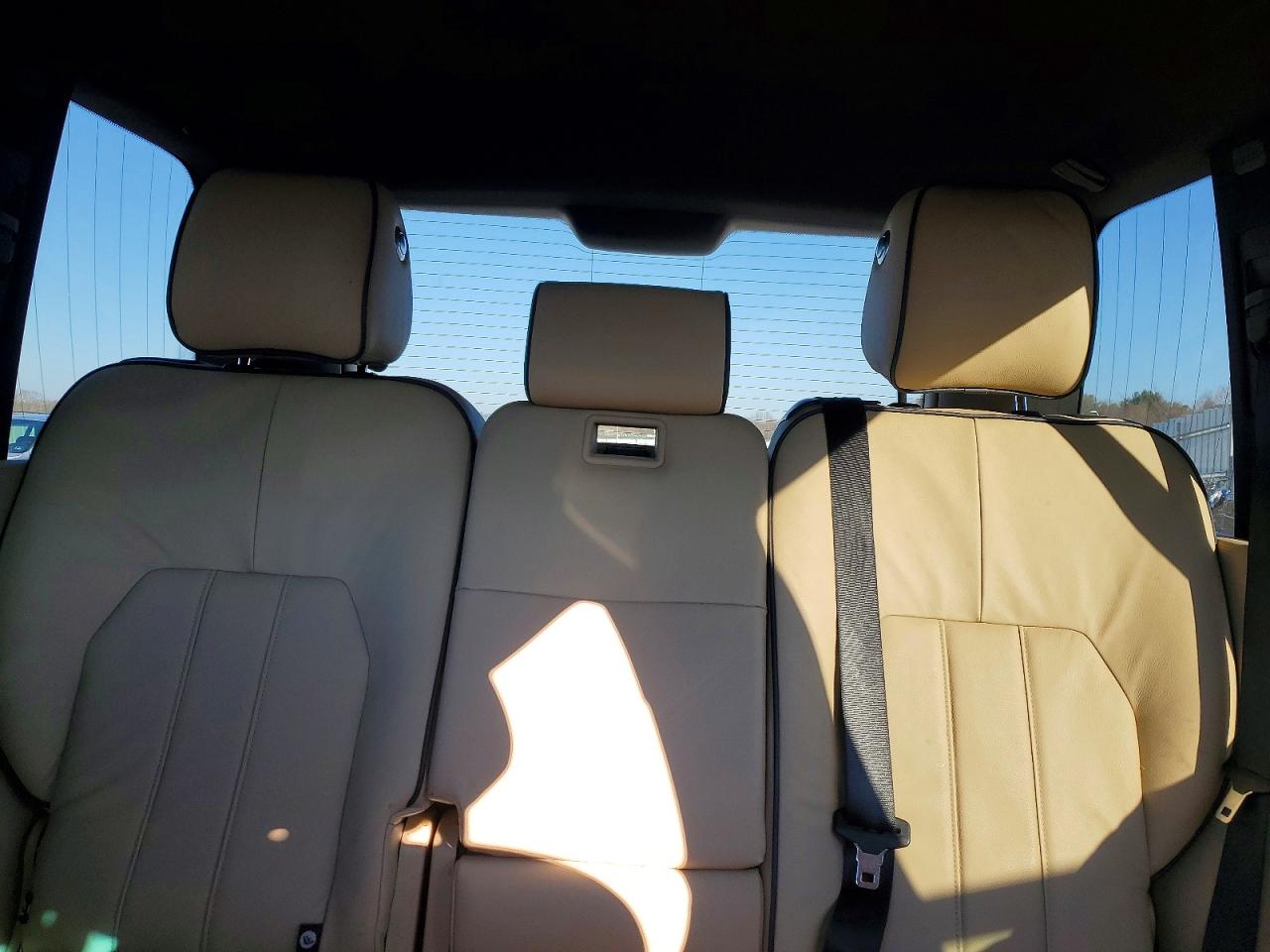 2012 LAND ROVER RANGE ROVER HSE photo 10
