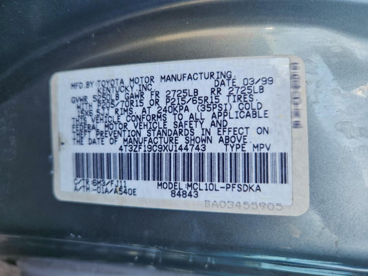 1999 TOYOTA SIENNA CE photo 13