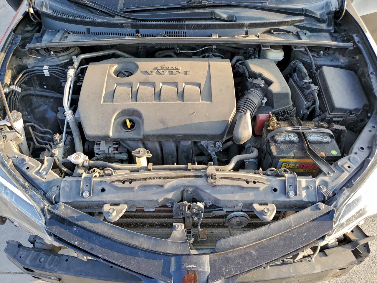 2018 TOYOTA COROLLA photo 11