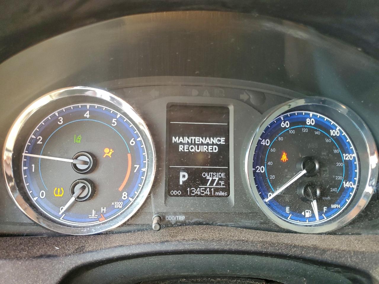 2018 TOYOTA COROLLA photo 9