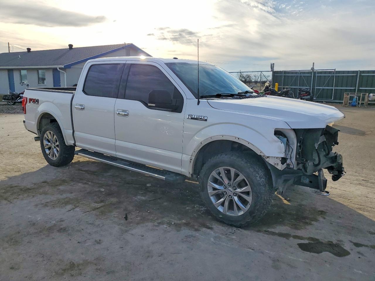 2015 FORD F150 SUPERCREW photo 4
