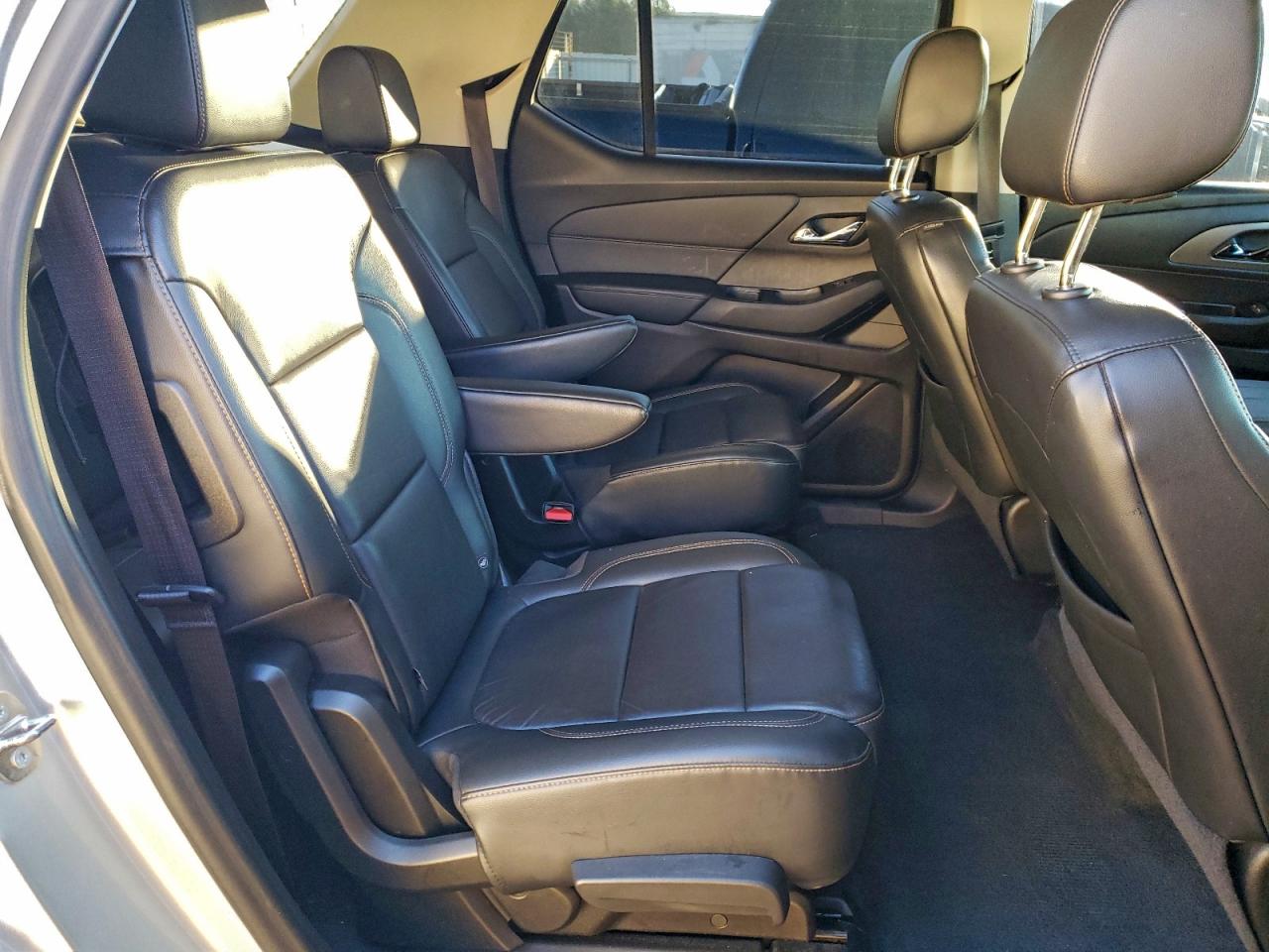 2019 CHEVROLET TRAVERSE LT photo 11