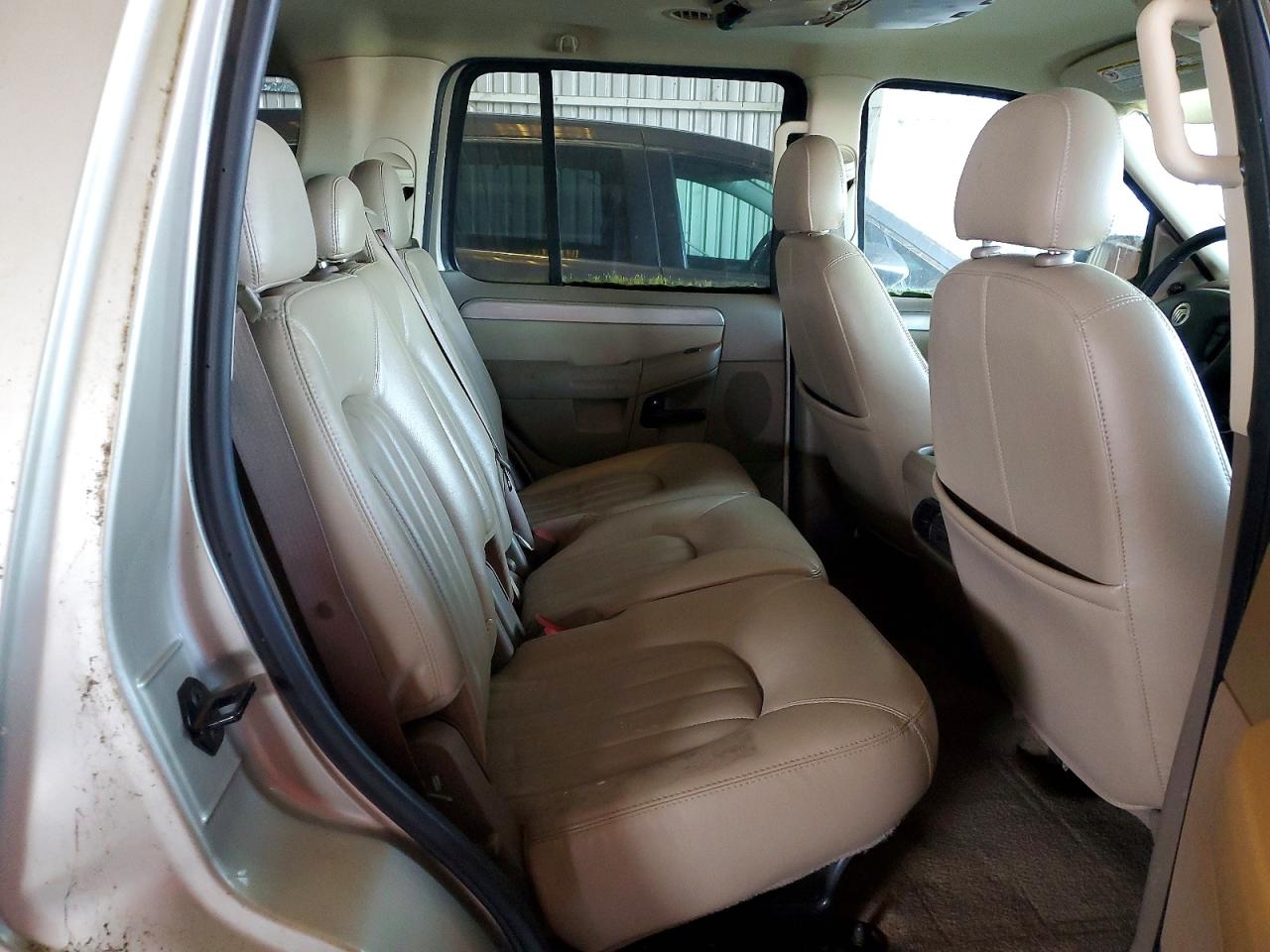 2005 MERCURY MOUNTAINEER photo 11