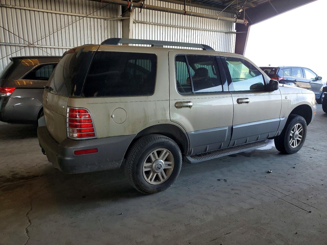 2005 MERCURY MOUNTAINEER photo 3