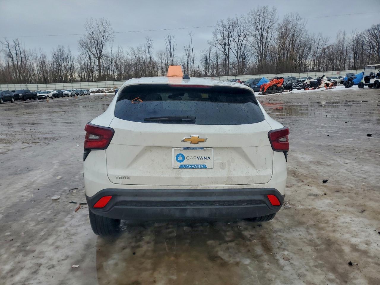 2025 CHEVROLET TRAX LS photo 6