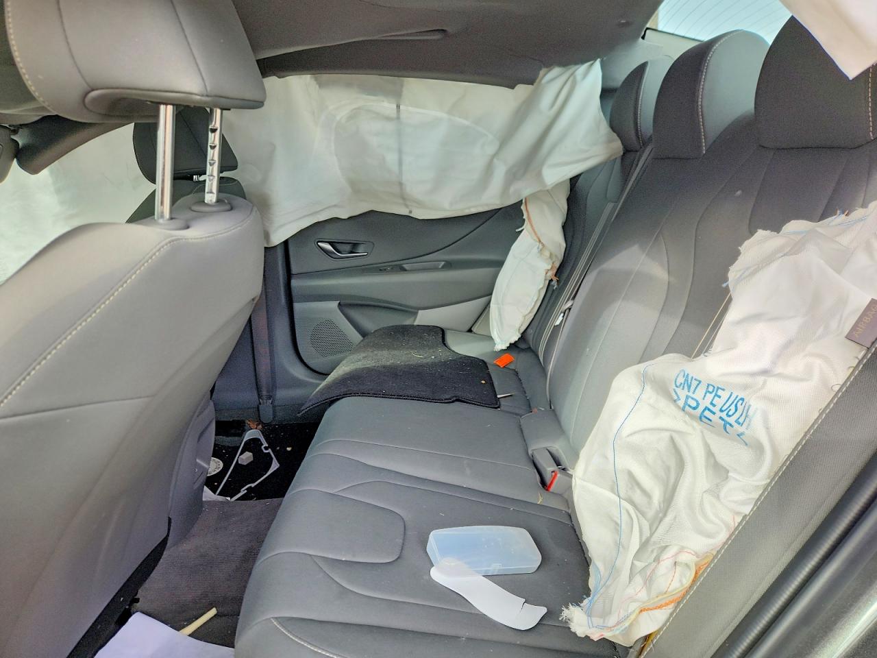 2024 HYUNDAI ELANTRA SEL photo 10