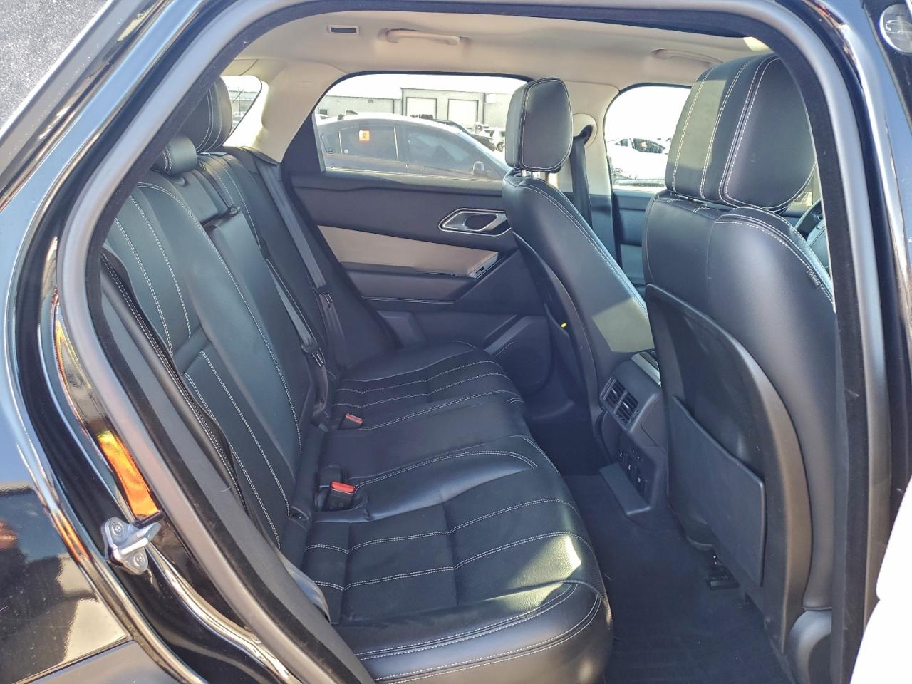 2018 LAND ROVER RANGE ROVER VELAR S photo 21
