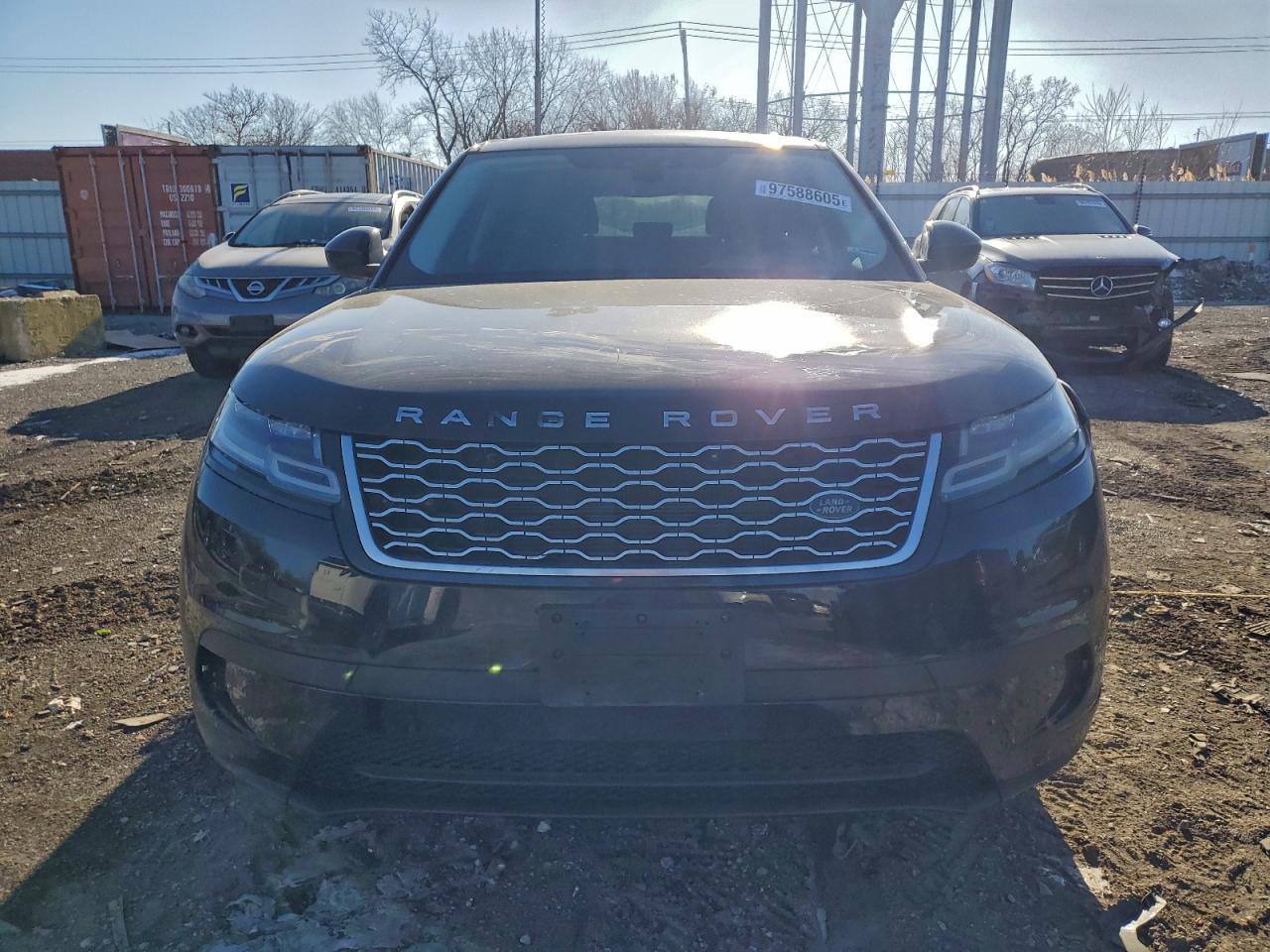 2018 LAND ROVER RANGE ROVER VELAR S photo 9