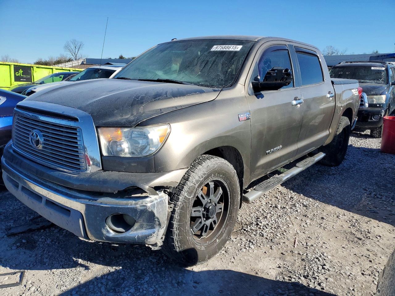 2011 TOYOTA TUNDRA