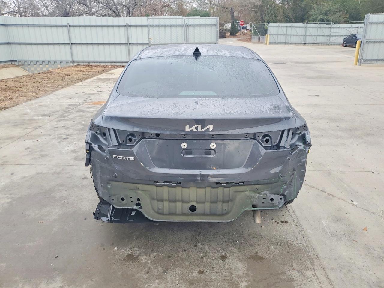 2024 KIA FORTE LXS photo 6
