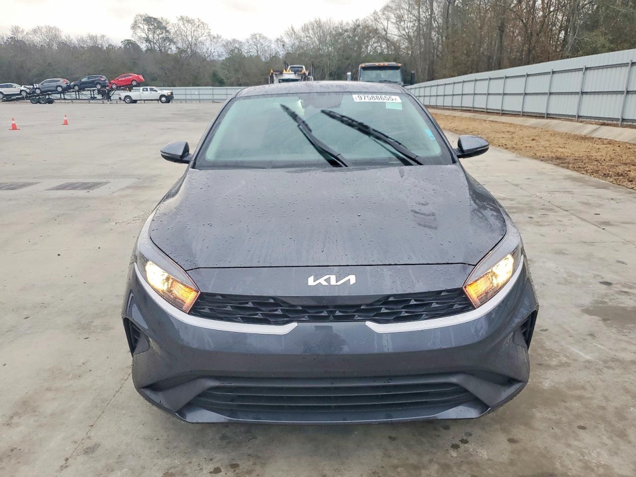 2024 KIA FORTE LXS photo 5