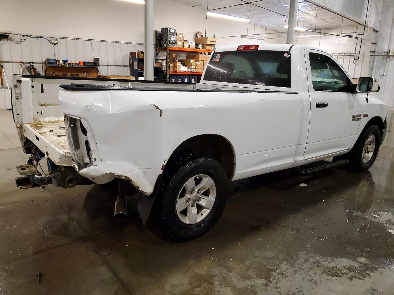 2017 RAM 1500 ST photo 7