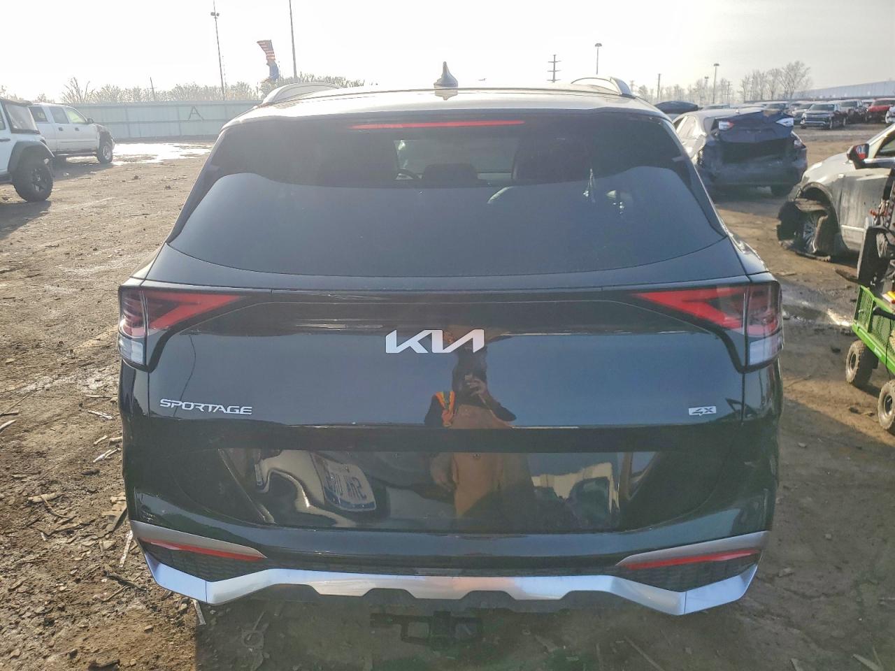 2025 KIA SPORTAGE SX PRESTIGE photo 6