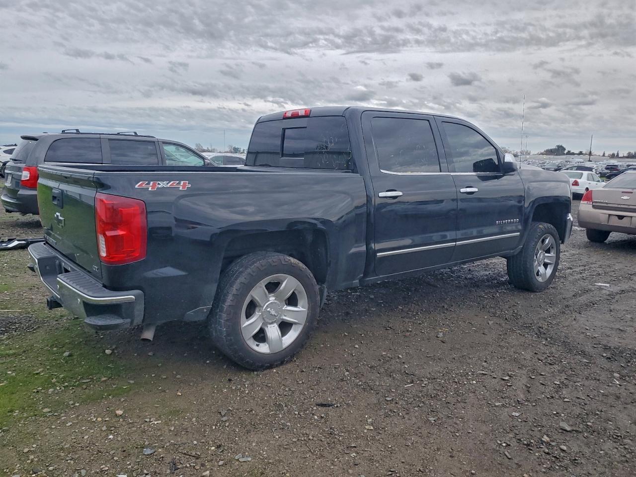 2016 CHEVROLET SILVERADO K1500 LTZ photo 3