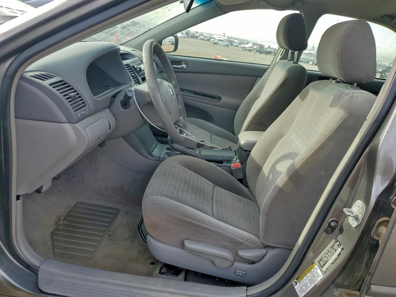 2005 TOYOTA CAMRY STANDARD photo 19