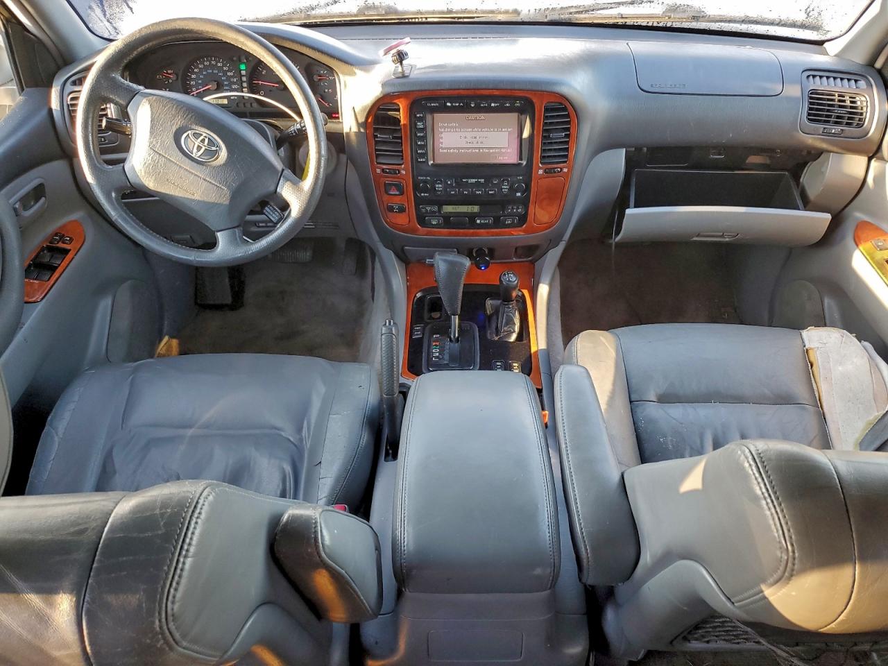 2002 TOYOTA LAND CRUISER photo 8