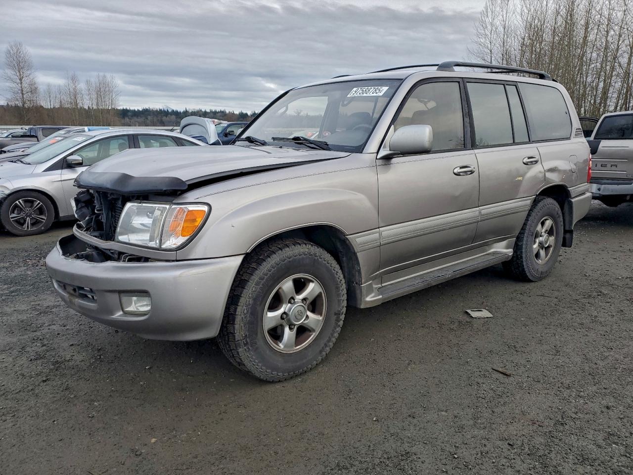 2002 TOYOTA LAND CRUISER