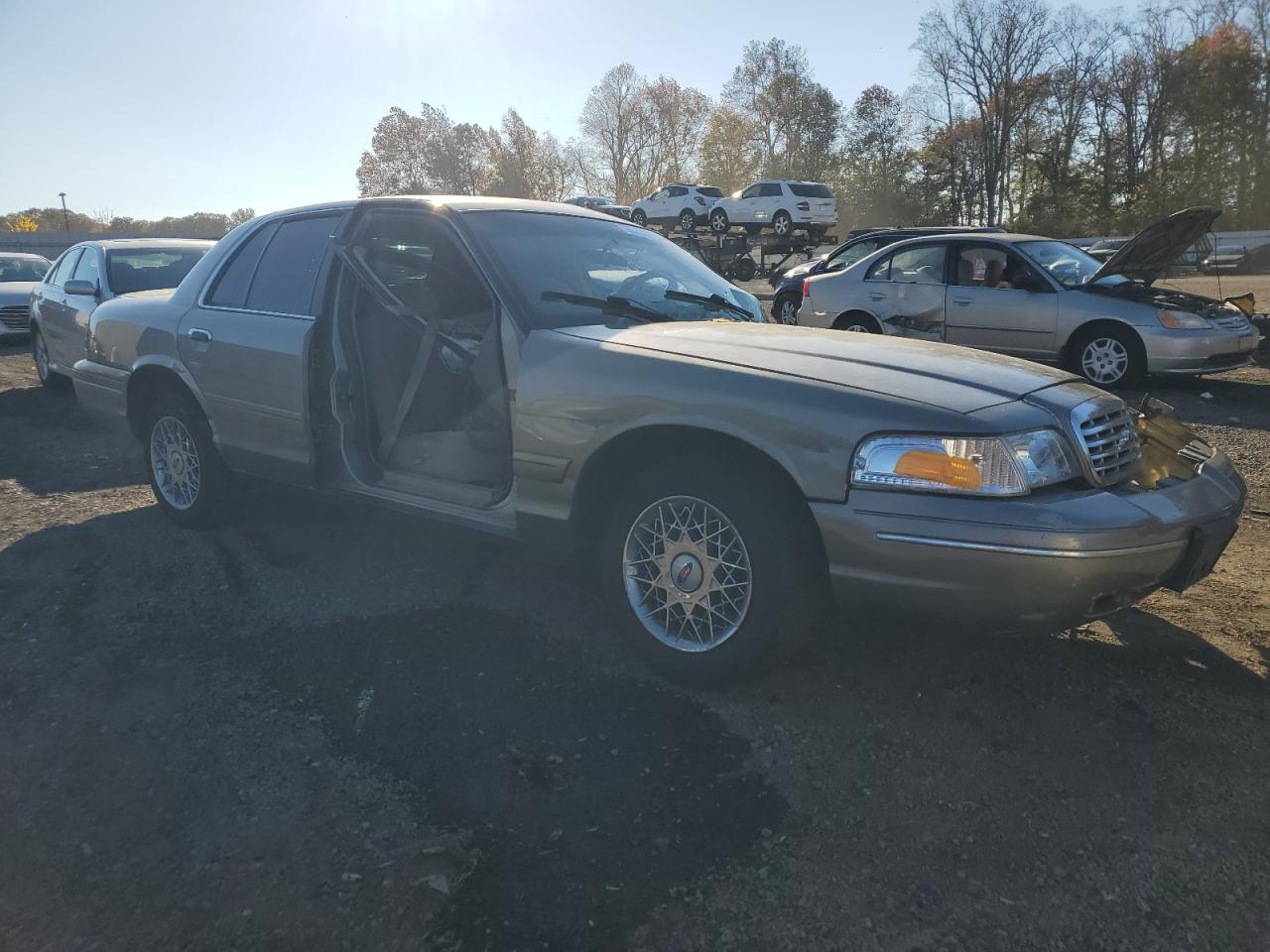 2002 FORD CROWN VICTORIA photo 4