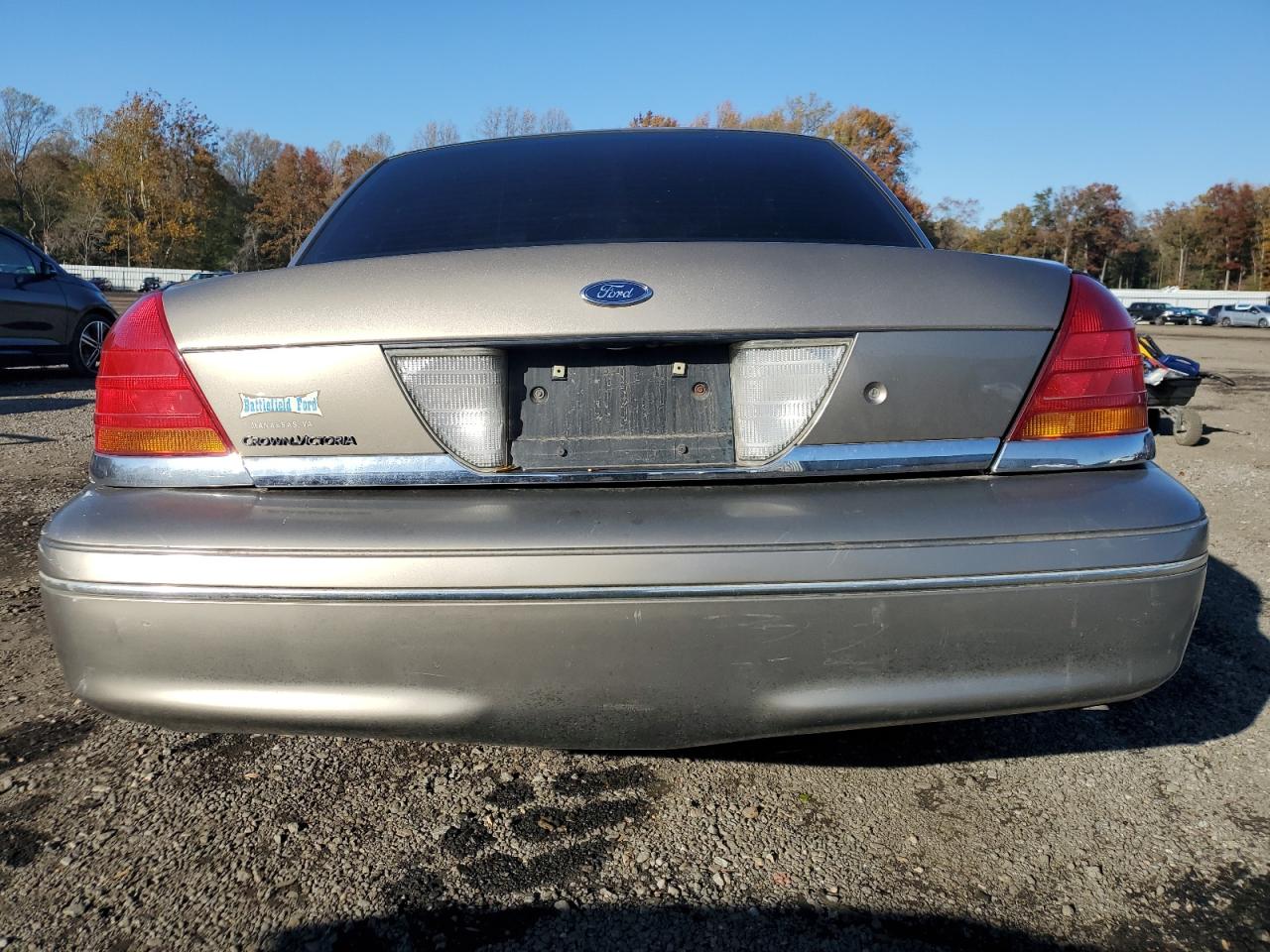 2002 FORD CROWN VICTORIA photo 6