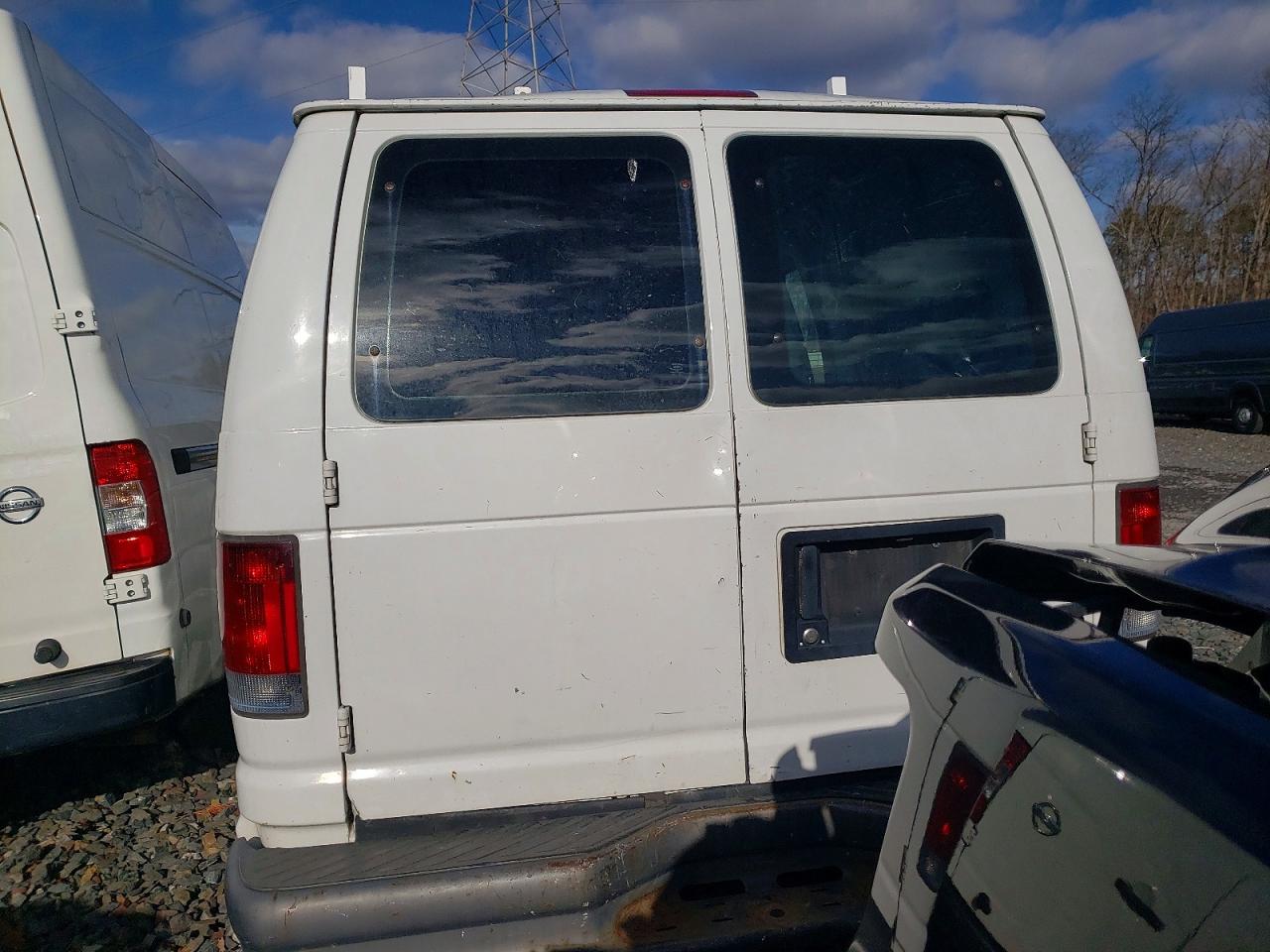 2004 FORD E250 UTILITY / SERVICE VAN photo 16