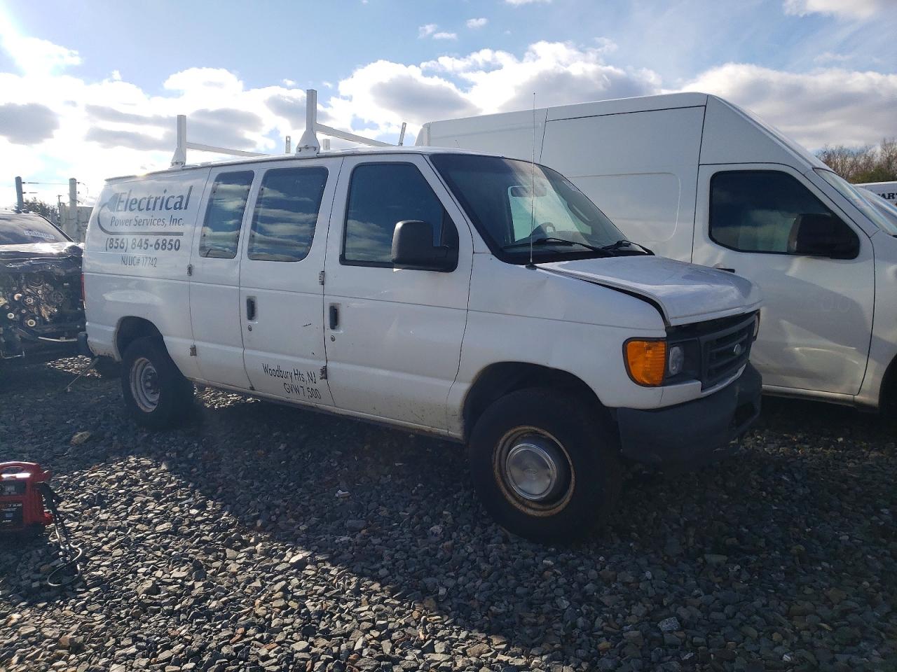 2004 FORD E250 UTILITY / SERVICE VAN photo 10