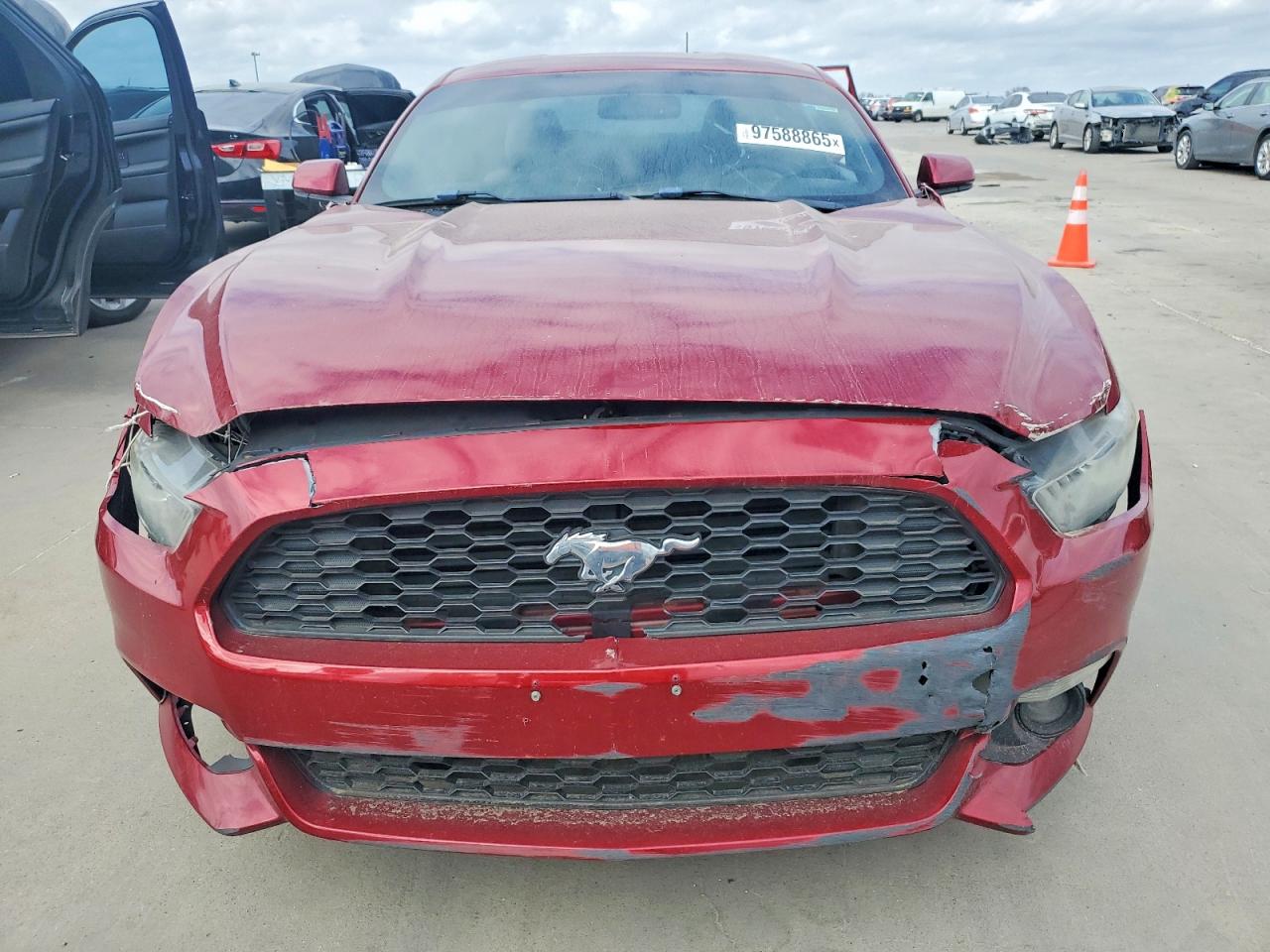 2016 FORD MUSTANG photo 5