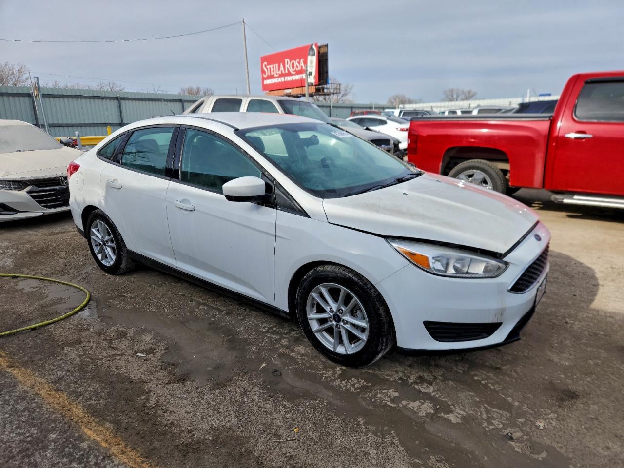 2018 FORD FOCUS SE photo 4