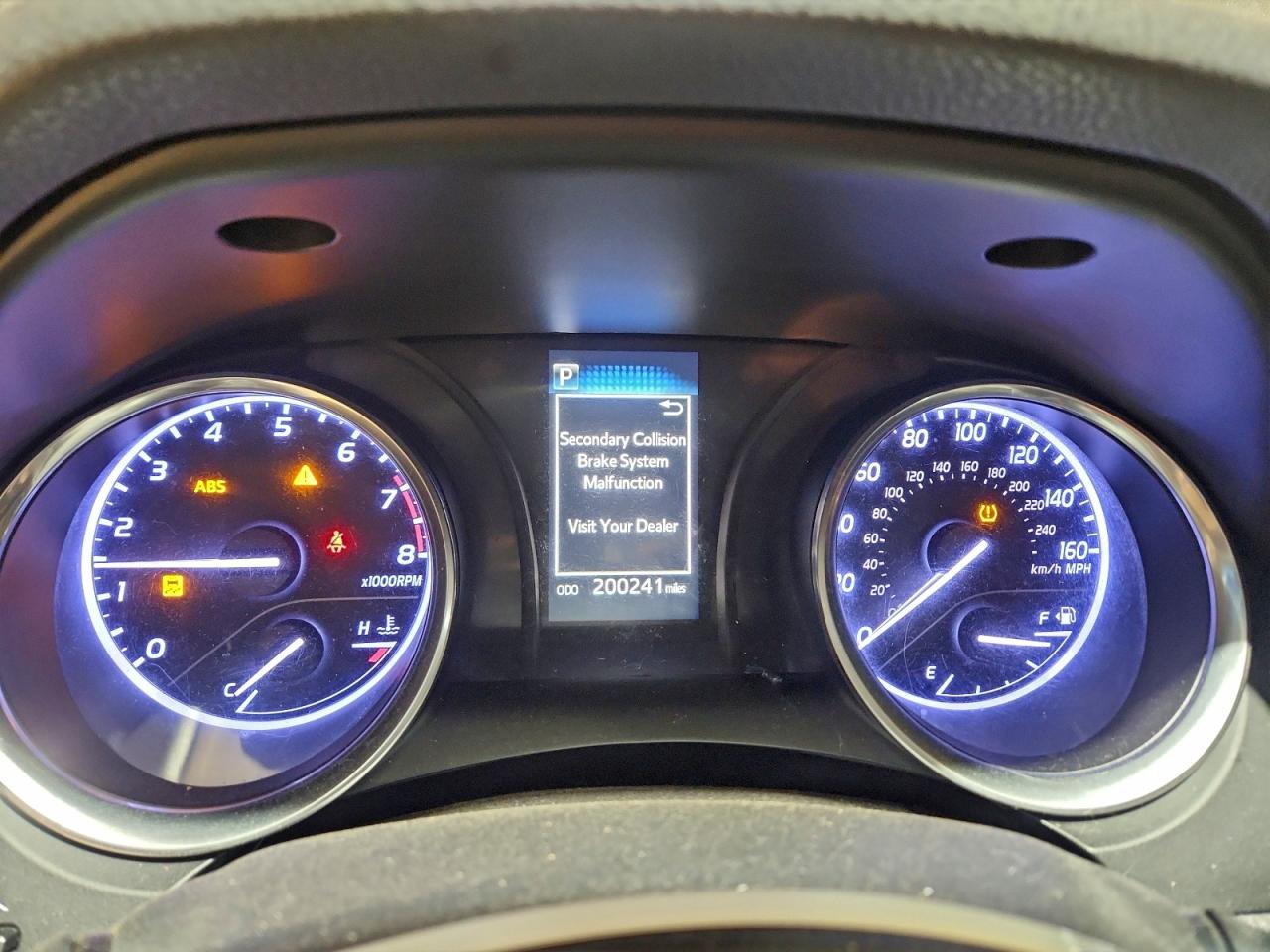 2018 TOYOTA CAMRY L photo 9