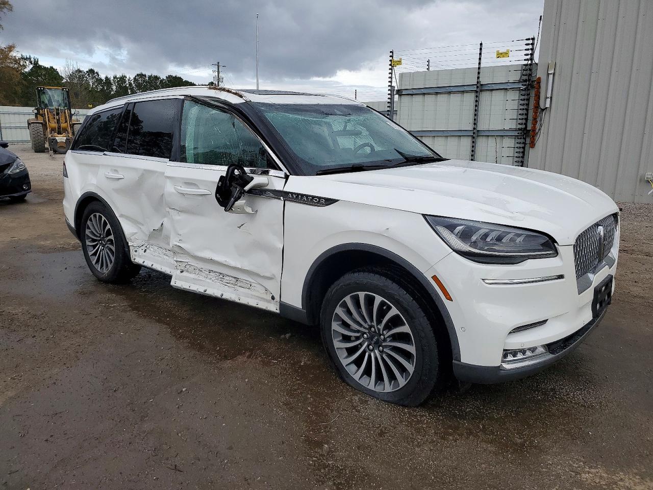 2021 LINCOLN AVIATOR RESERVE photo 4