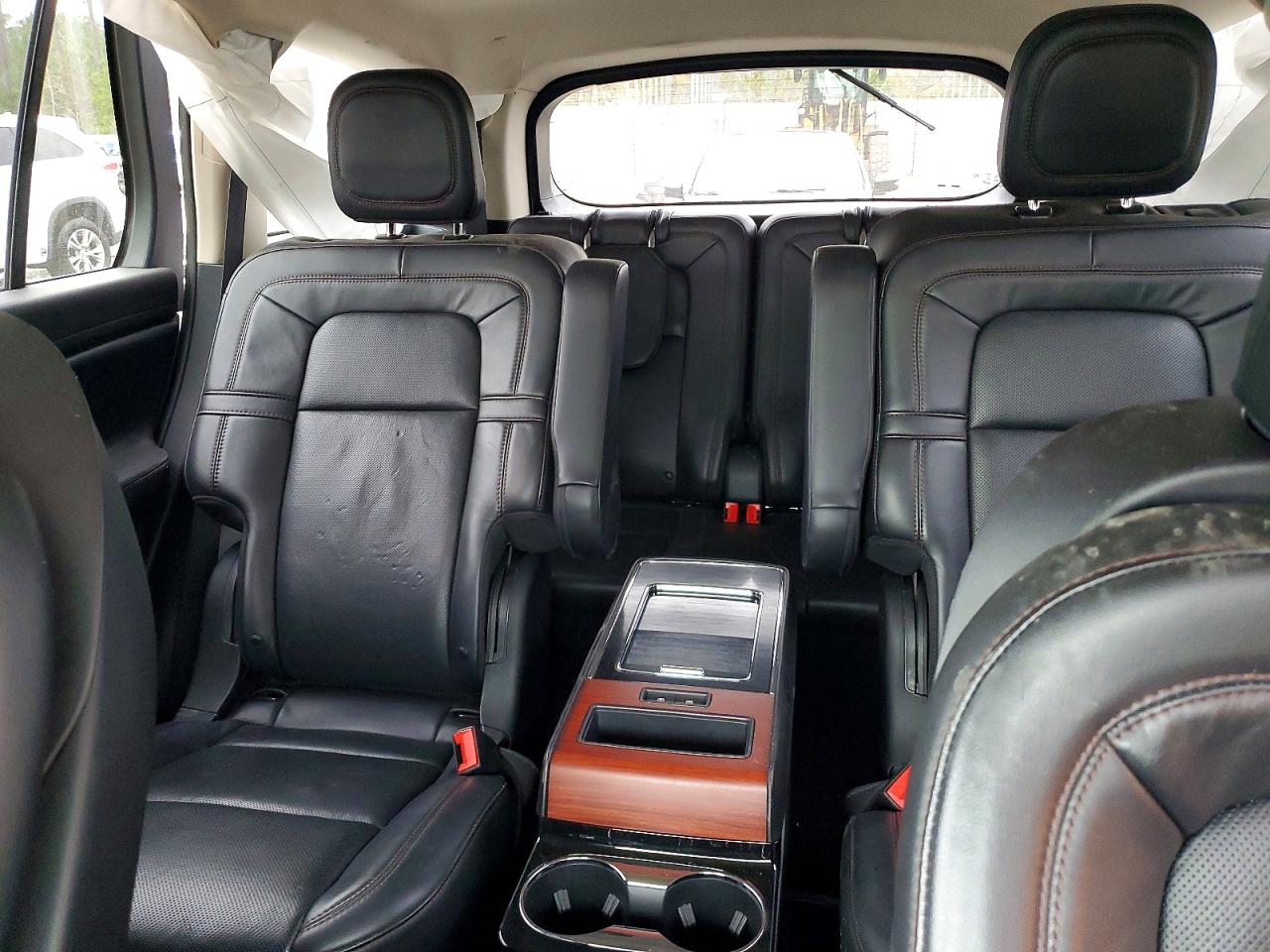 2021 LINCOLN AVIATOR RESERVE photo 10