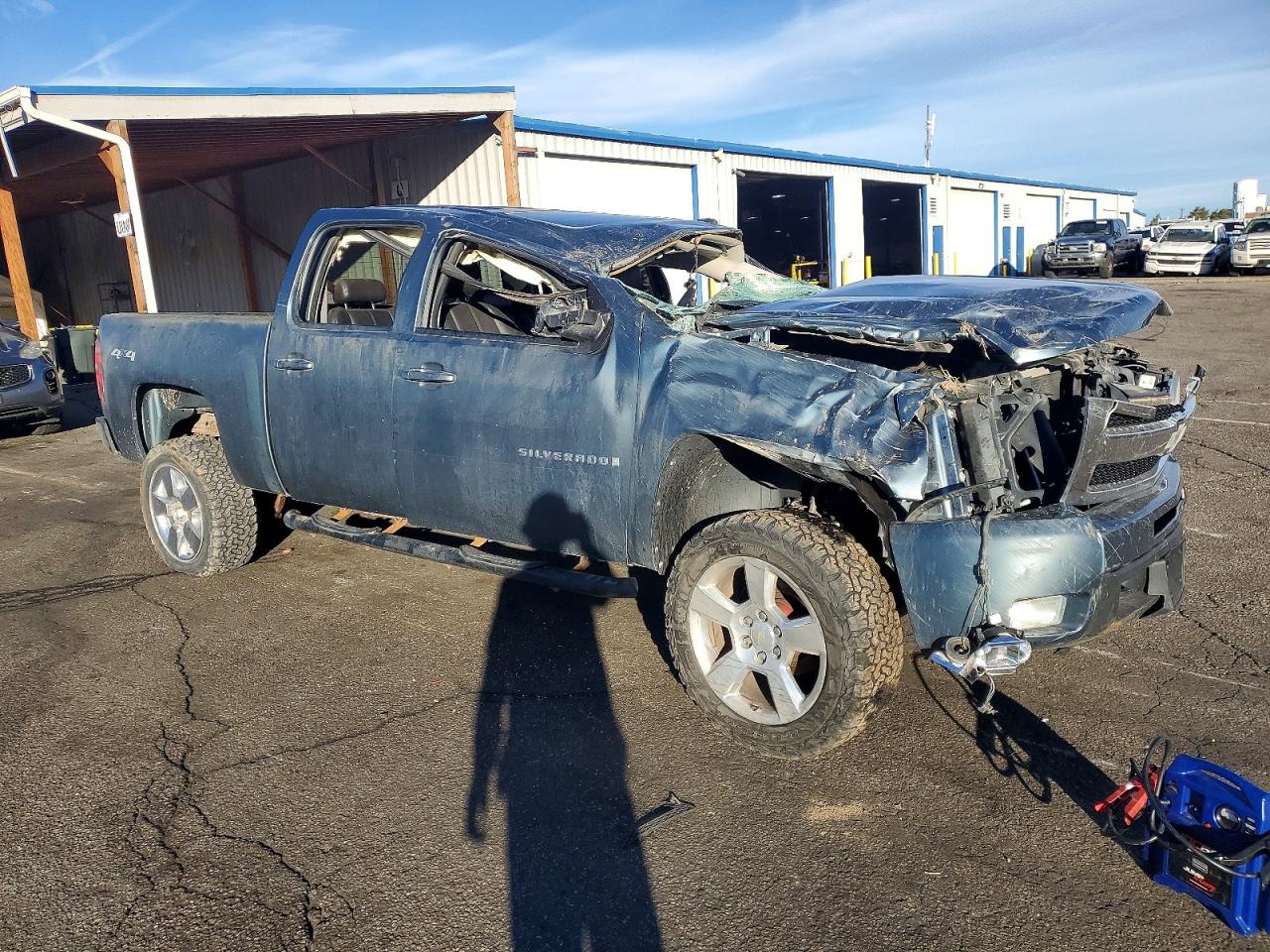 2009 CHEVROLET SILVERADO K1500 LTZ photo 4