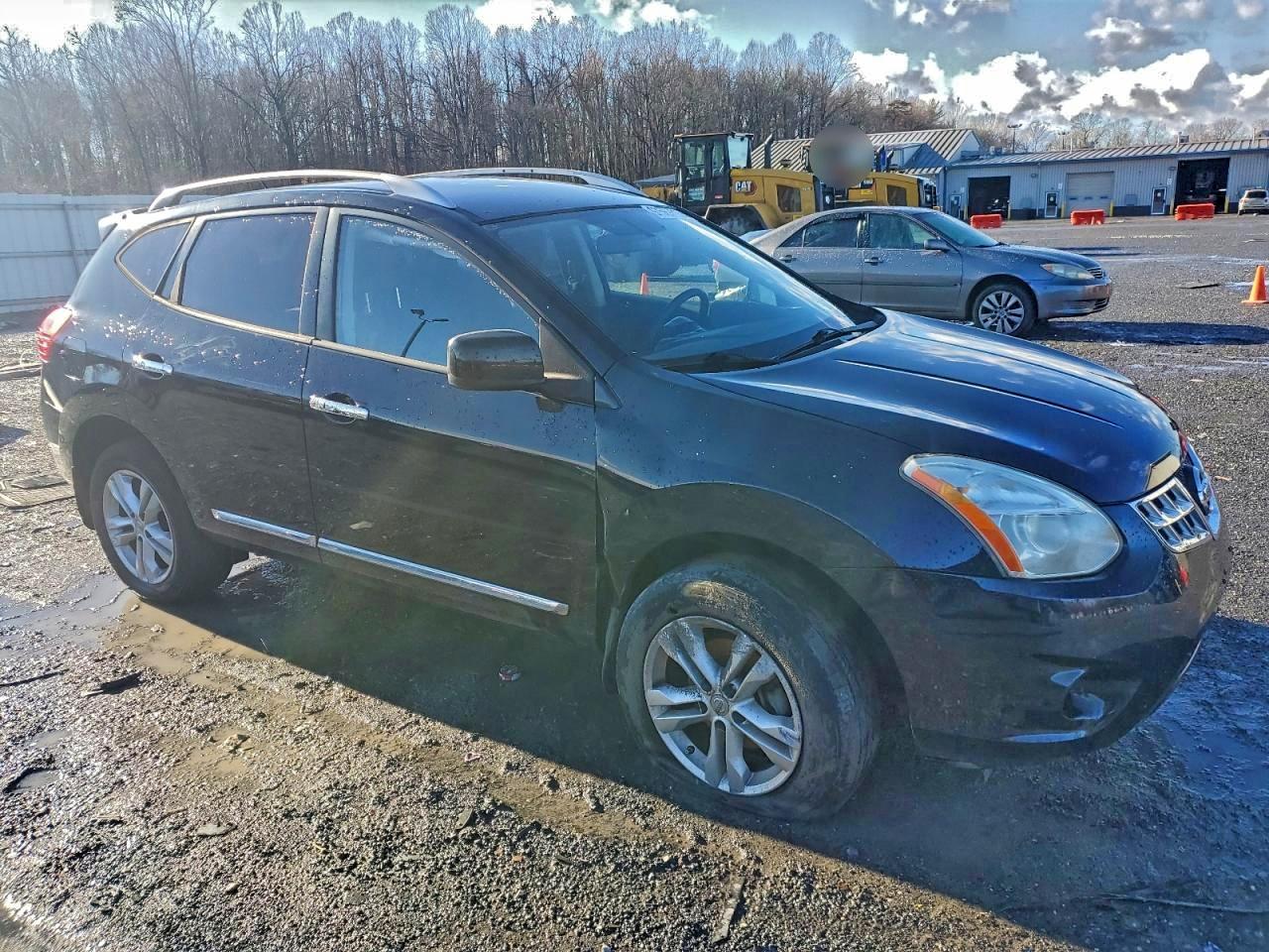 2013 NISSAN ROGUE S photo 4