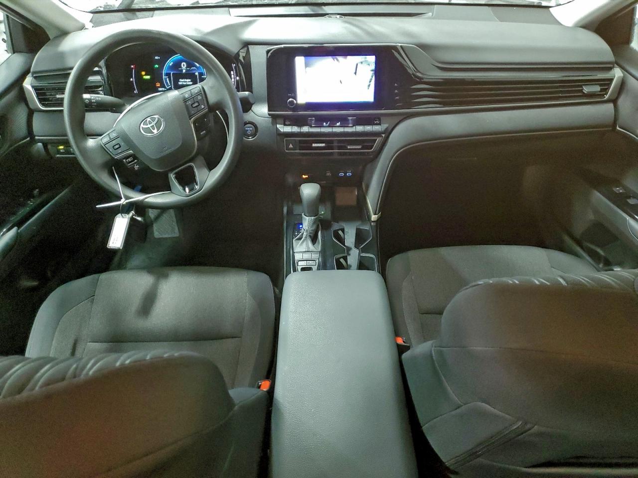 2025 TOYOTA CAMRY XSE photo 8