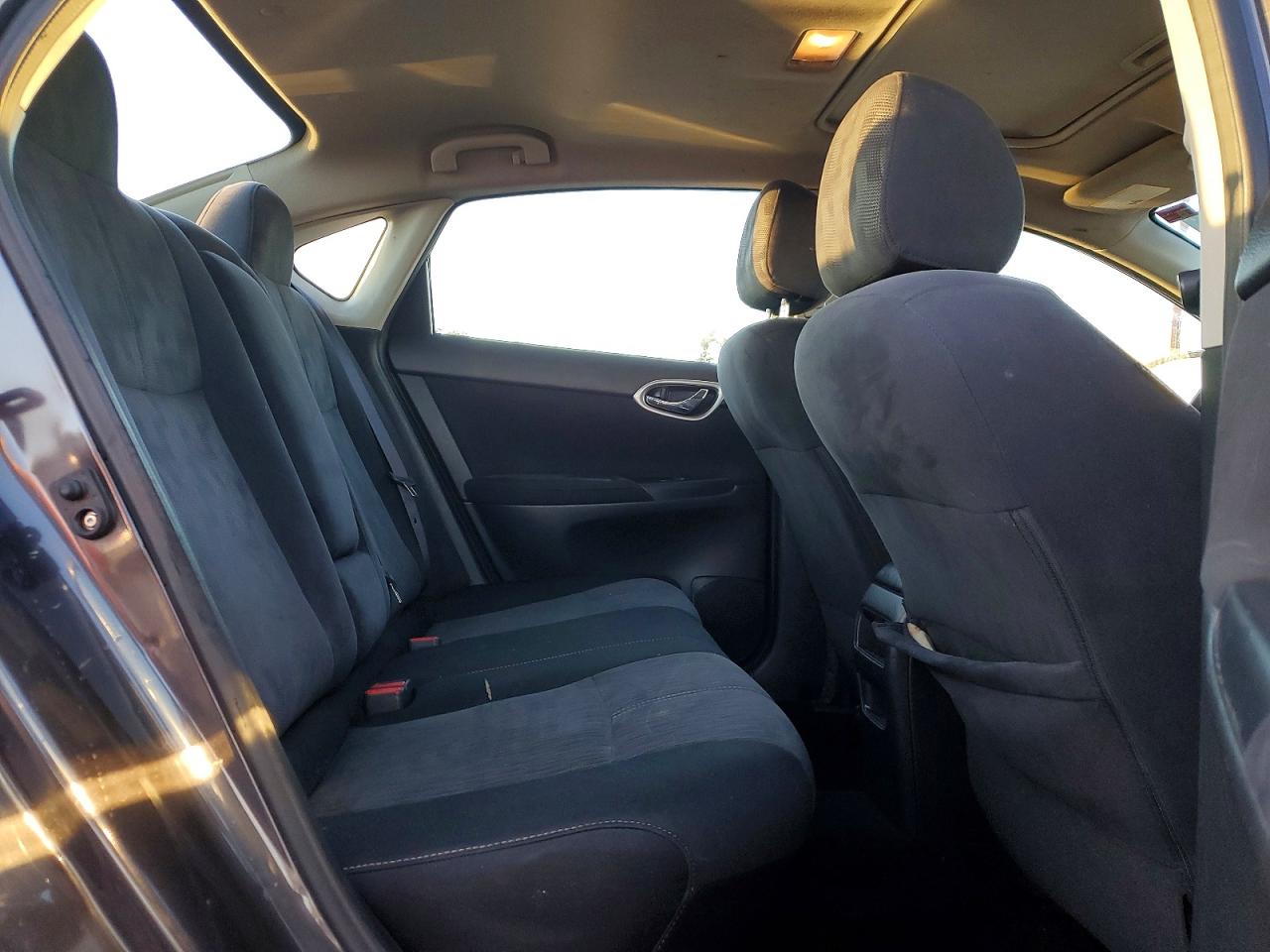 2013 NISSAN SENTRA S photo 10