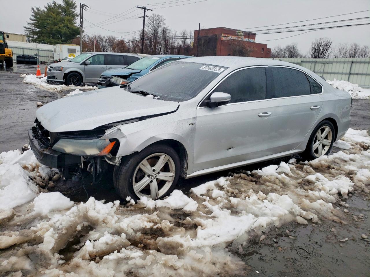 2015 VOLKSWAGEN PASSAT