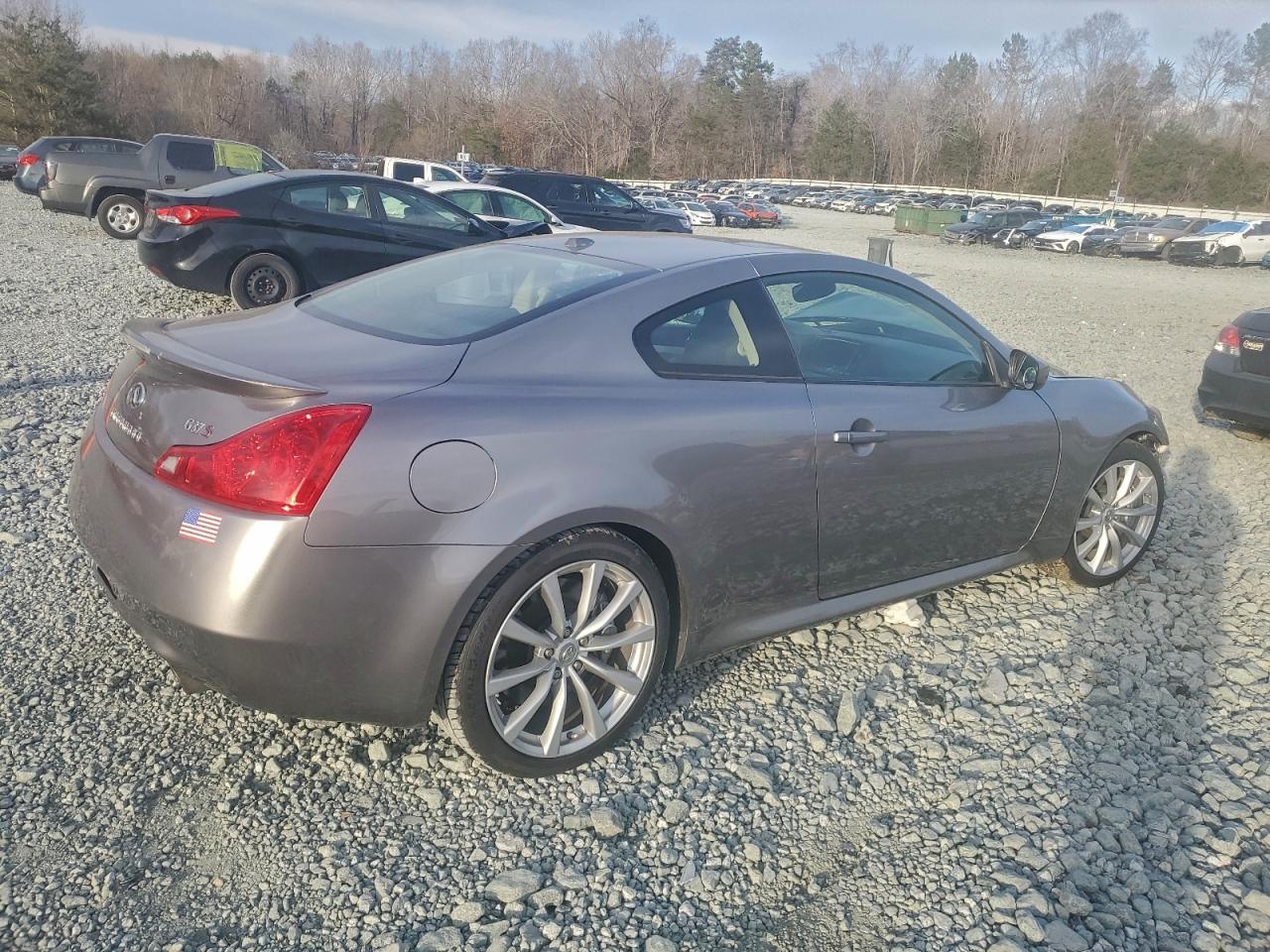 2008 INFINITI G37 BASE photo 3