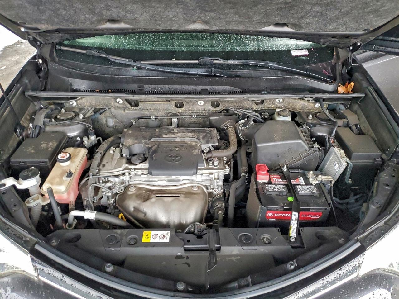 2017 TOYOTA RAV4 LE photo 11