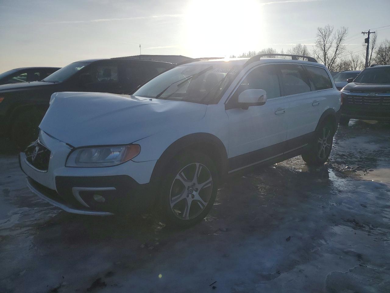 2014 VOLVO XC70