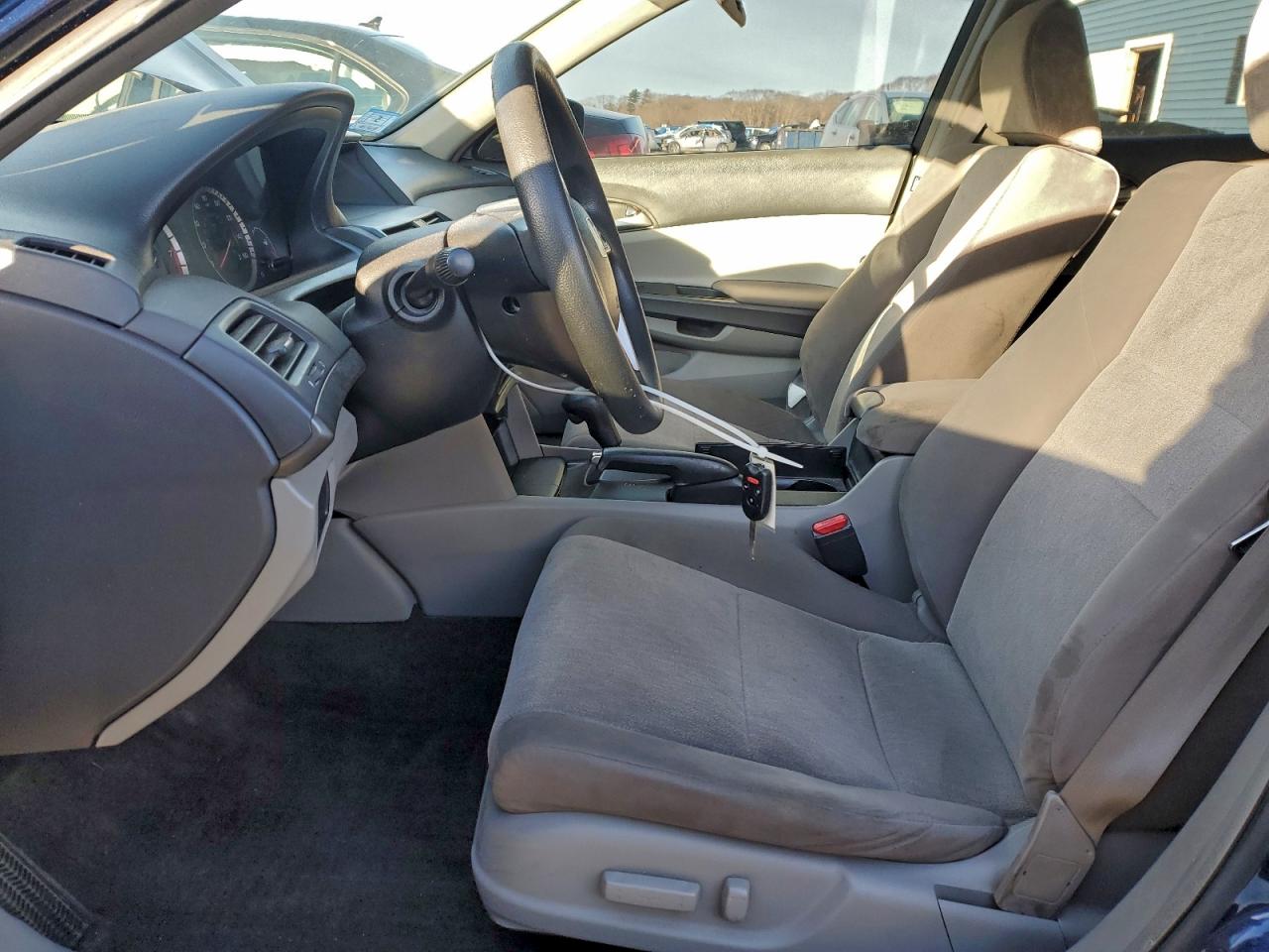 2009 HONDA ACCORD LXP photo 7