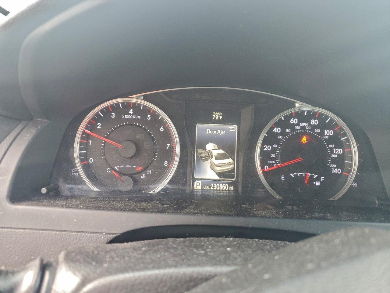 2015 TOYOTA CAMRY LE photo 9