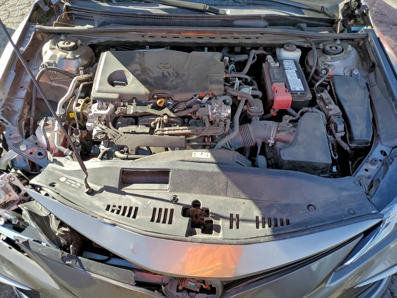2022 TOYOTA CAMRY LE photo 11