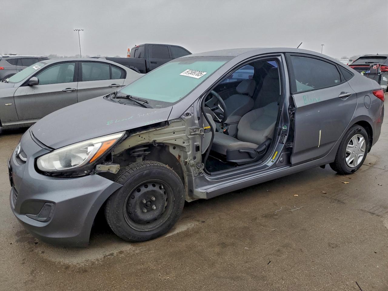 2016 HYUNDAI ACCENT