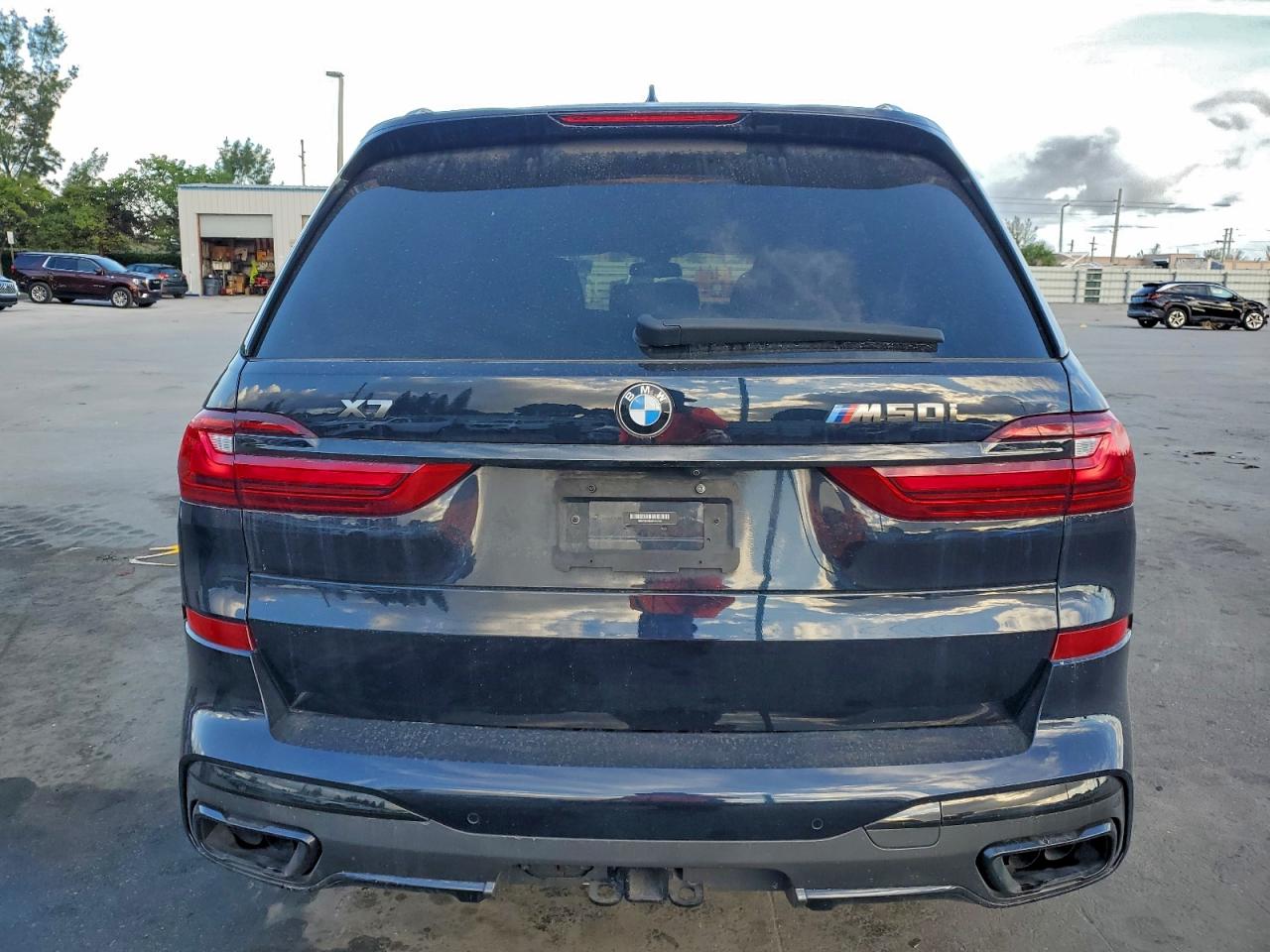 2021 BMW X7 M50I photo 6